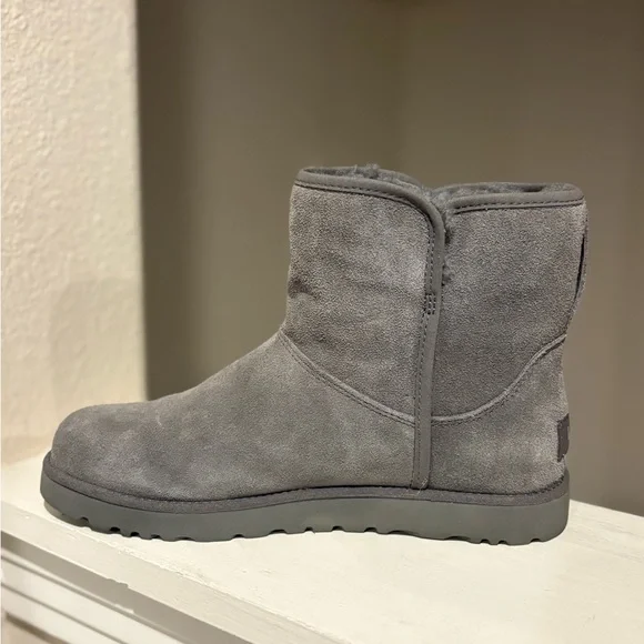 UGG Cory II Genuine Shearling Lined Boot Gray Suede 1125792 Womens Size 7 - Picture 5 of 10